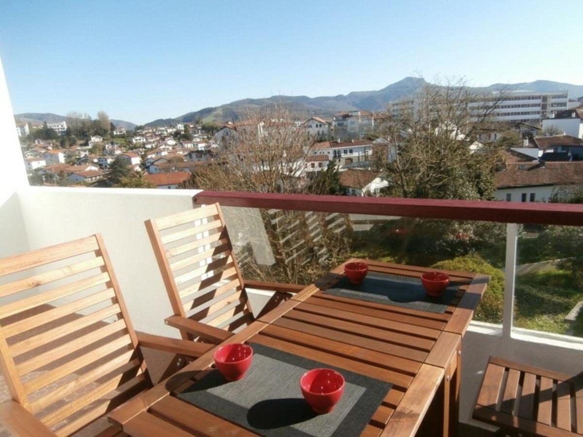 Joli Studio En Centre-Ville Avec Parking, Animaux Admis - Fr-1-2-304 Hendaye Exteriör bild